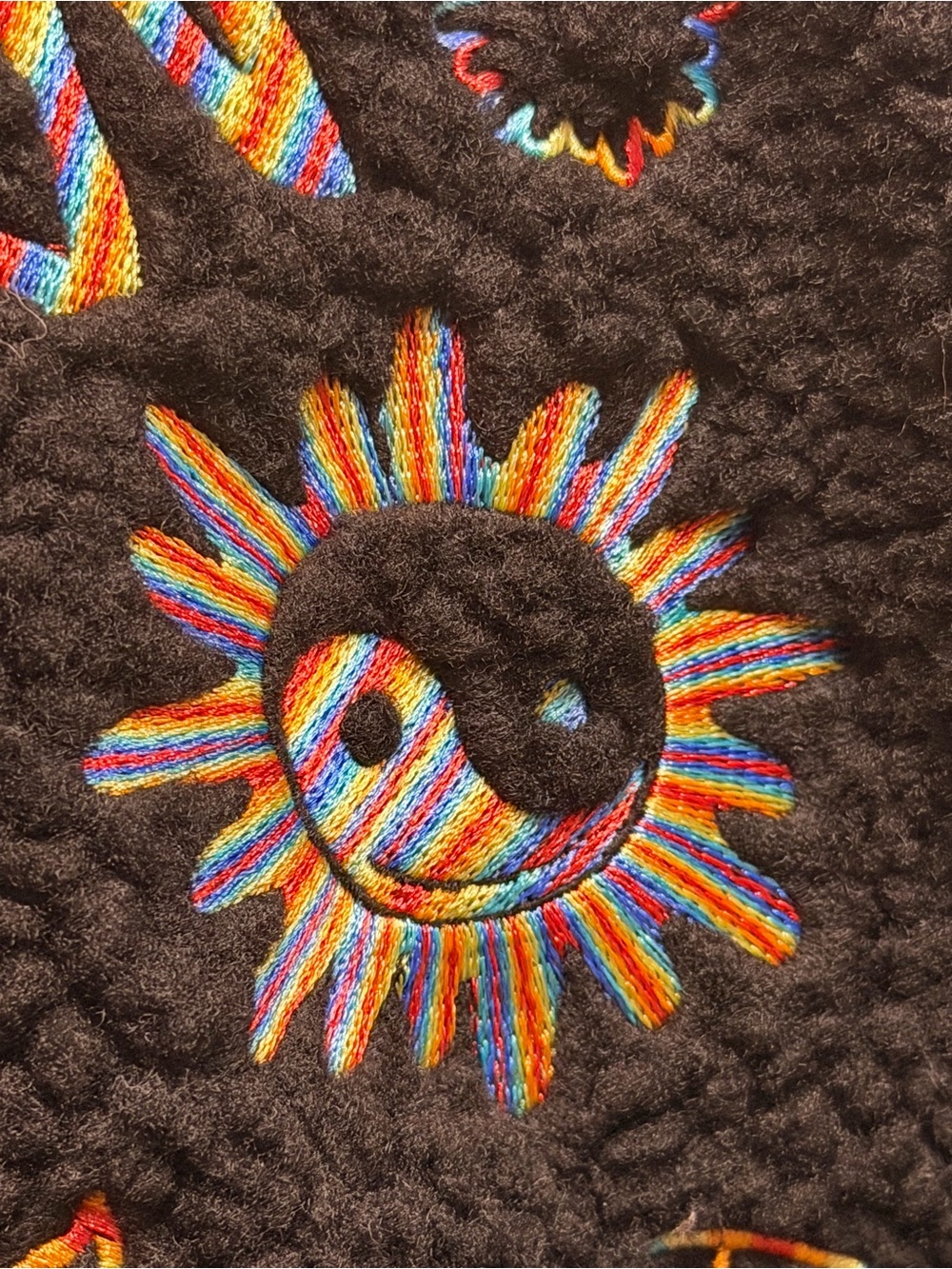 Limited official Griz - Picture 7 of 9